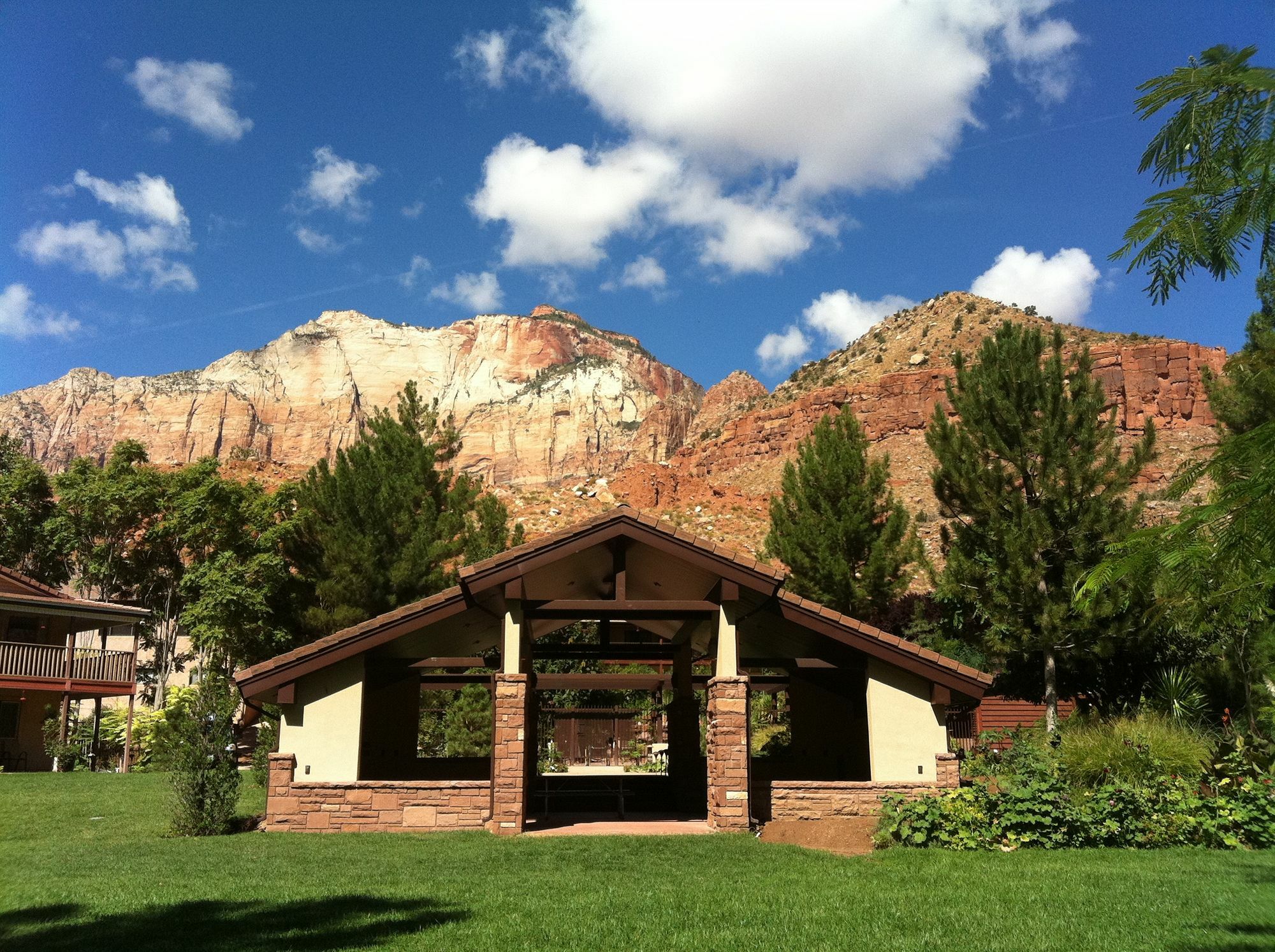 Hotel Cliffrose Springdale, Curio Collection By Hilton Exterior foto